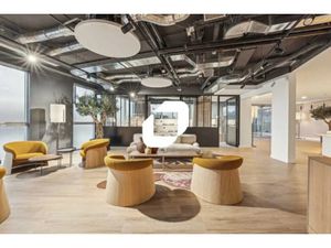 A LOUER  IMMEUBLE DE BUREAUX RENOVES AVEC DOUBLE ADRESSE
