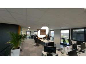 A LOUER  BATIMENT INDEPENDANT