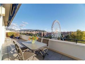 Penthouse d'exception avec toit-terrasse et vue mer panoramique 