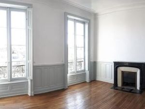 Location appartement 5 pièces 130 m² à Nantes (44000)
