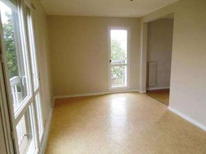 Location Appartement 2 pièces à Angers (49000) : à louer 2 pièces / 58m² Angers