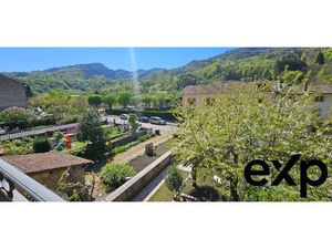 Immeuble/Maison en pierre 282 m2.