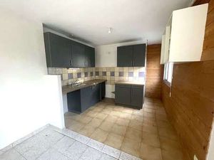 Location Appartement 3 pièces à Montauban-de-Bretagne (35360) : à louer 3 pièces / 75m² Mo