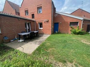 Belle maison familiale à Wasquehal  4 chambres  jardin et lumière naturelle