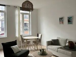Location appartement 1 pièce 49 m² à Lille (59000)