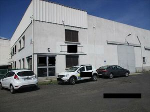 Location commerce 390 m² à Clermont-Ferrand (63000)