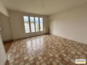 A Vendre Appartement 5 pièces à Vitré 88.67 m2 - 188 800 Hai