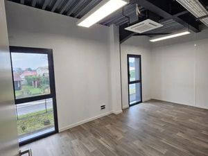 Location Bureau Saint Medard D Eyrans 33650