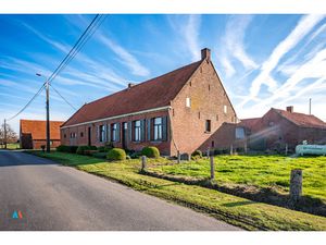Huis te koop in Loenhout met 3 slaapkamers
