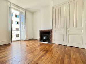 Location appartement 2 pièces 63 m² à Lyon 7 (69007)