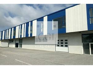 Location commerce 1060 m² à Caluire-et-Cuire (69300)