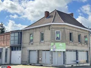 BATIMENT COMMERCIAL AVEC HABITATION & DEPOT SITUE CENTRE D-A