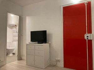 Location appartement 1 pièce 16 m² à Paris 20 (75020)