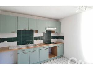 Location appartement  m² T-3 à Périgueux  770 €