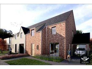 Moderne halfopen nieuwbouwwoning met 4 slaapkamers en 2 b...