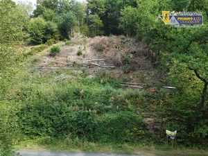 Beau terrain à bâtir de 1800 m²  dans quartier résidentiel !