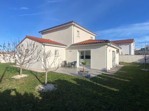 PONT DU CHATEAU Maison récente 126M2 coup de coeur avec gara