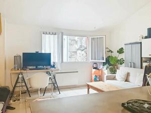 Charmant T4 de 90 m² avec mezzanine à Lodève