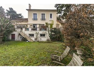 Saint germain en laye proche centre-ville appartement conve