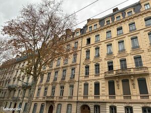 Appartement 3 pièces 103 m²