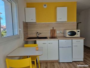 Studio 25m2 + parking -rénové