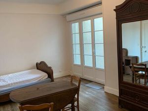 Studio meublé chauffage inclus La Souterraine hyper centre