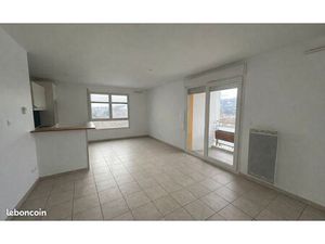 Lyon 69007 Appartement 3 pièces - 62.63 m² + loggia 7.35 m²