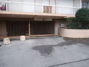 Garage à louer