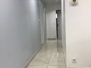 Appartement à loue avec terrasse jardin