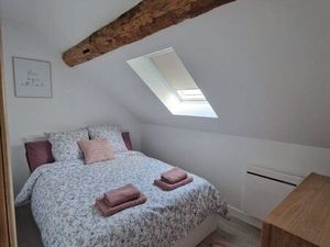 Maisonnette avec cour hericy