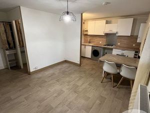 Appartement Studio à louer - 1 pièce - 25 m2 - Roissy En Brie - 77 - ILE-DE-FRANCE