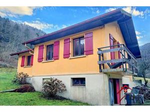 Vente maison 4 pièces 60 m² Saint-Maurice-sur-Moselle (88560)