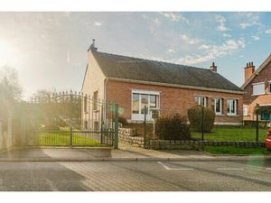 Plain-pied 3 chambres  sous-sol sur 1435 m²