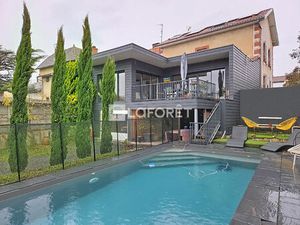 Maison de caractère Habas 9 pièce(s) 286m²