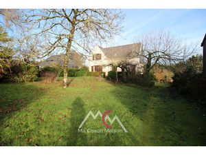 PLESSE centre  belle maison néo bretonne sur sous-sol