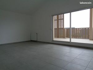 T4 neuf + stationnements + chauffage