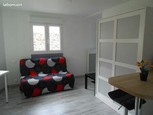 Studio meublé (charges comprises)