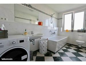 Grand appartement en duplex entièrement meublée