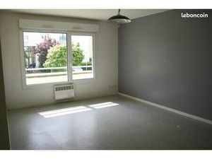 F2  50m2  proche du mémorial  Folie Couvrechef