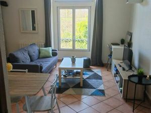 Appartement meublé 40 m² – à 50m gare Petit Jouy