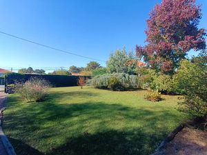 Vente terrain 300 m² à Andernos-les-Bains (33510)  178 000 €