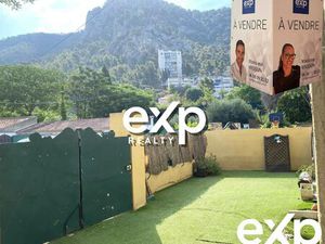 En eXclusivité / Bas de villa - appartement T4 de 93 m² en rez