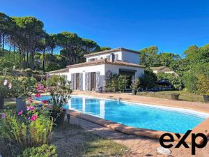 Magnifique villa avec 9400m2 de terrain