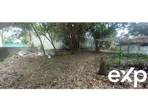 A Vendre Terrain 739 M² St Pierre