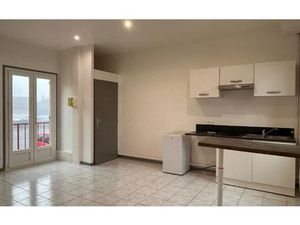 Location appartement  m² T-2 à Beauvais  525 €