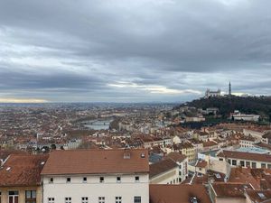 1  Montée Lieutenant Allouche - T3bis de 77m² location meublée du 01/01/2026 au 31/07/2026