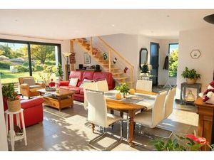 Maison de 5 pièces de luxe en vente à Pleumeur-Bodou  Bretagne