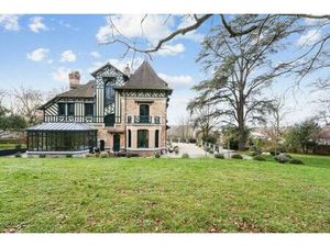 Maison de 7 chambres de luxe en vente à Yerres  Île-de-France