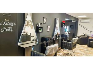 Fonds de commerce à vendre Salon de coiffure - AGDE - Excellent CA -