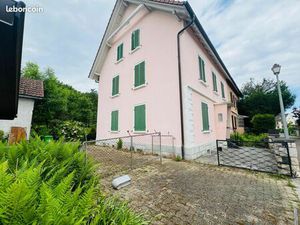 Maison 10 pièces 216 m²